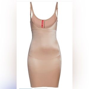 SPANX SMARTGRIP OPEN-BUST FULL SLIP